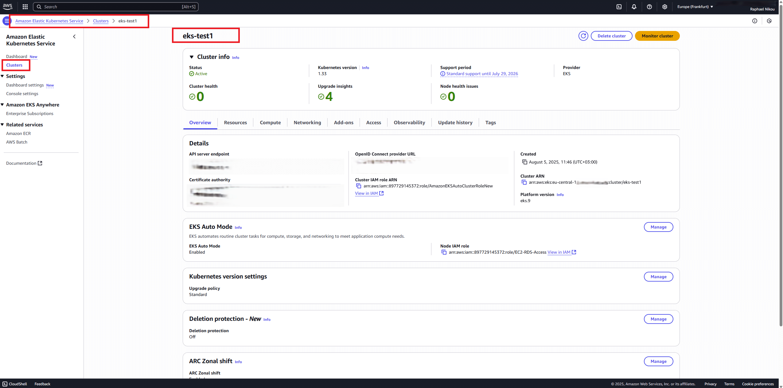 Illustration of a Kubernetes cluster inside AWS using Amazon EKS